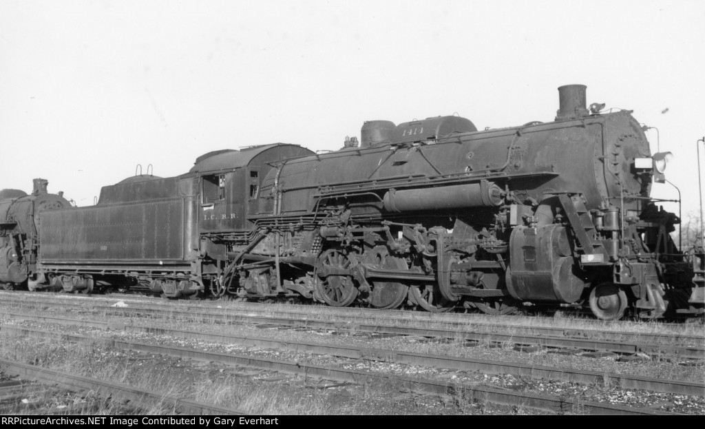 IC 2-8-2 #1414 - Illinois Central